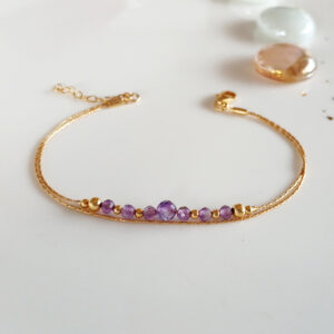 Dainty amethyst gold bracelet