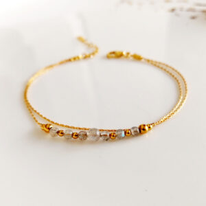 Labradorite gold filled bracelet dainty
